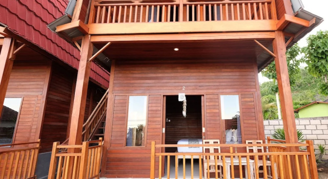 Superior pokoj s balkonem a a výhledem na moře Adara Beach Hut