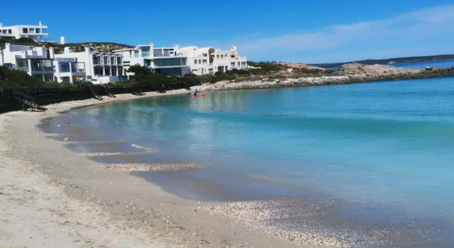 Paradise Beach Apartments Langebaan 9 Elara