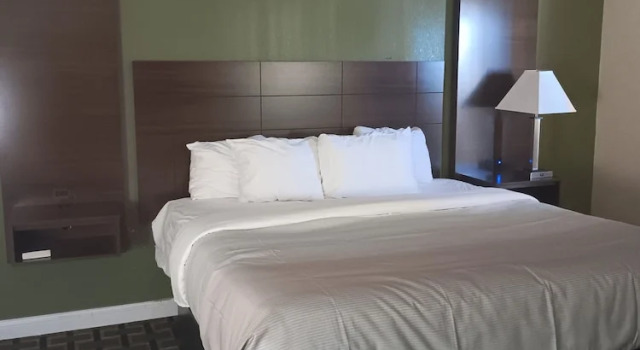 Двухместный номер Accessible Quality Inn Harrodsburg