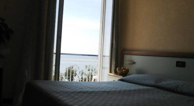 Четырёхместный номер Standard Hotel Svizzera