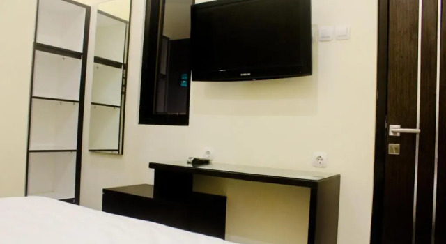 Halona residence