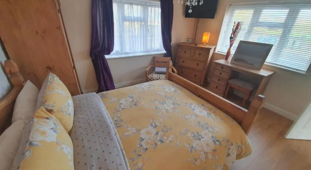 Sherwood Bungalow 3 Bedroom Entire Property