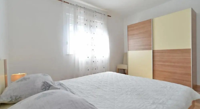 Lovely Flat Just Steps From the Beach
