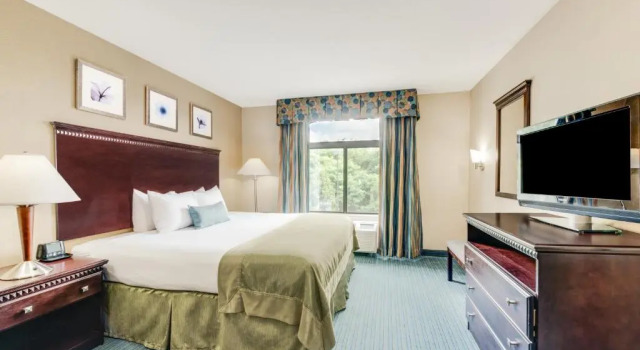 Номер Standard Wingate by Wyndham - York