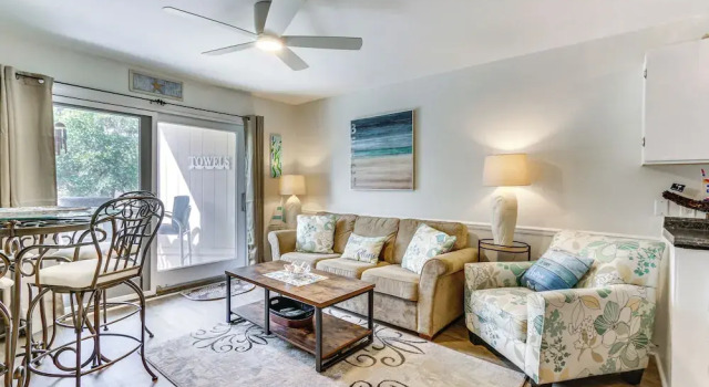 Hilton Head Island Condo w/ Coligny Beach Access!, Забронировать Апартаменты/квартира Апартаменты Южной Каролины, Апартаменты/квартира