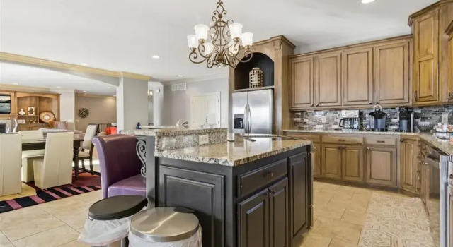 Коттедж Luxury Lakefront Escape w/ Heated Pool, Hot Tub & Theater