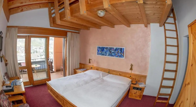 Семейный номер Standard T3 Hotel Mira Val