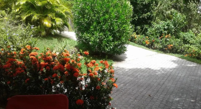 Коттедж Bungalow le manikou