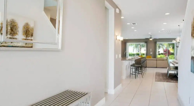 Коттедж Stylish Family Home Sleeps 22 Enc101