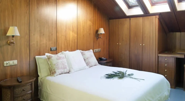 Real Hotel, Забронировать Отель Гвардо Паленсия