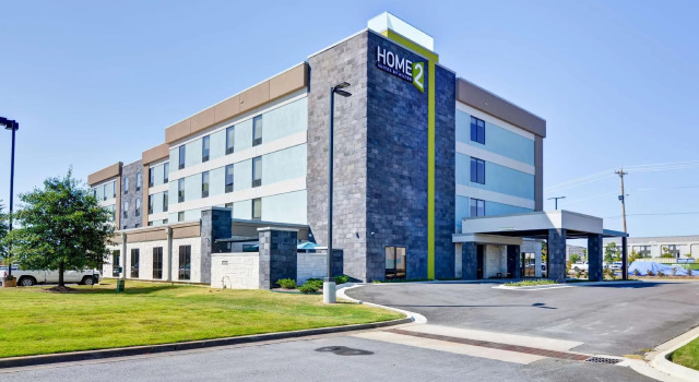 Кровать в общем номере Home2 Suites By Hilton Conway