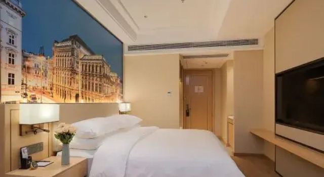 Семейный люкс Vienna International Hotel (Haian Central Plaza)