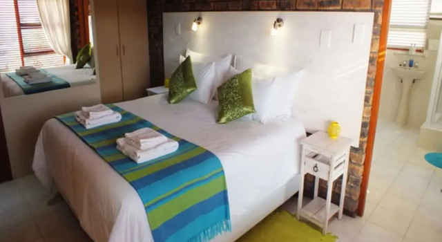 Двухместный номер Comfort c 1 комнатой White Shark Guest House