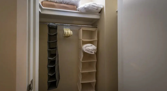Elegant Suites in Westland Avenue, Забронировать Отель Отели Бостона 3 звезды, рядом с Huntington Theatre, 3*
