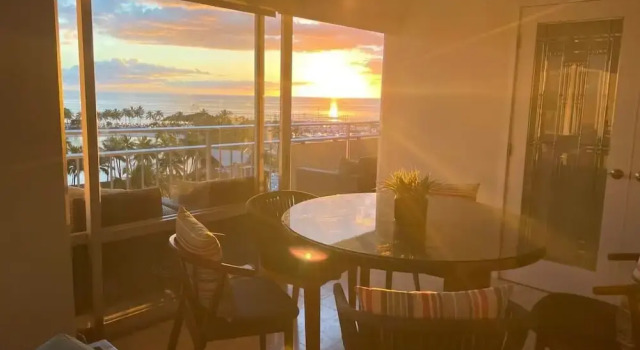 Апартаменты @ Marbella Lane - Cozy 2BR w/ Amazing Ocean Views