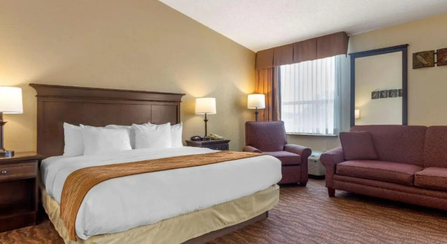 Номер Standard Comfort Inn at Thousand Hills