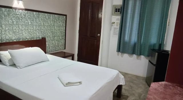 Hrj Hotel, Rezerwuj Hotel Hotele 3-gwiazdkowe w Santa Fe, 3*