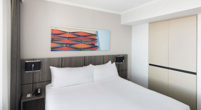 Апартаменты Executive Mercure Sydney Bankstown