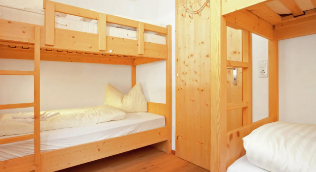 Holiday Home With Pool in Wald im Pinzgau