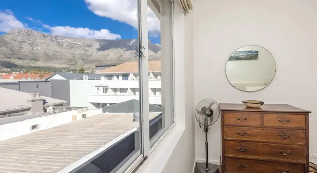 Апартаменты Amazing 2 Bedroom Apartment With Mountain Views on Kloof Street