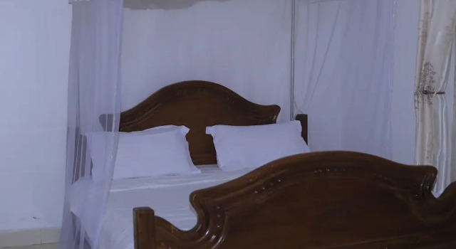Rainbow guest house bundibugyo, Buchen Sie Pension Nationalparks Westuganda Western Uganda