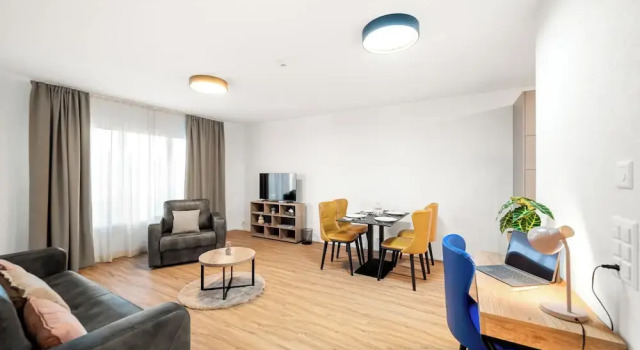 Люкс Hine Adon Avenches A2 Hotel Aparthotel with Tea room - Self Checkin