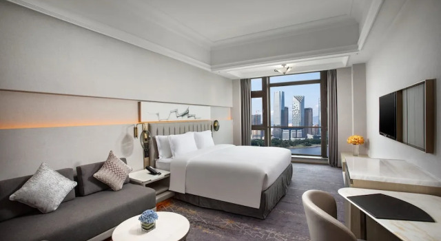 Двухместный клубный номер Premium с видом на реку Crowne Plaza Fuzhou South by IHG