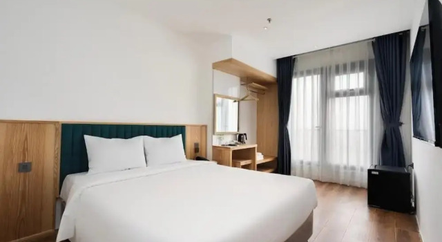 Haven Hut Riverside Hotel, Забронировать Отель Недорогие отели Района 4, недорого