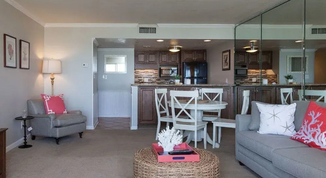 Gulf Shore Condo #306 - 1 Br condo by RedAwning, Book Lejlighed Destin Emerald Coast