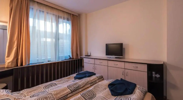 Апартаменты Charming, Fully-furnished, 2-bedroom apartment