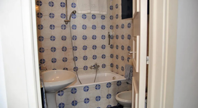 Коттедж с 2 комнатами с балконом Edy sea View Holiday Apartment
