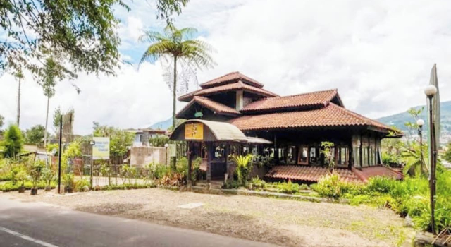 Cottage Syariah GS Rumah Kayu
