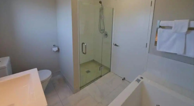 Студия Executive с балконом Coastal Ridge Apartments