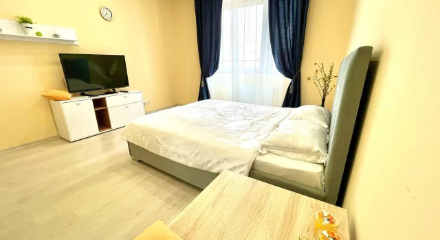 Logins.Apart on Karpinski Street, Rezerwuj Hotel Hotele w Perm z parkingiem, Parking