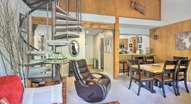 Апартаменты с 2 комнатами Mt Crested Butte 'cajun Chalet' Condo: Walk to Ski