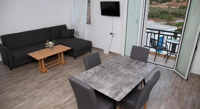 Sea view house Matina, Prenota Hotel Malvasia 