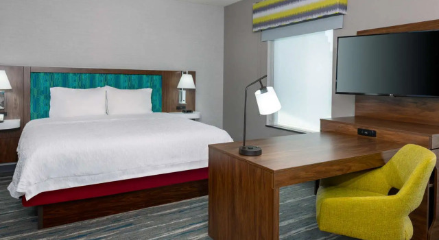 Двухместный люкс Hampton Inn and Suites Hartford/Farmington