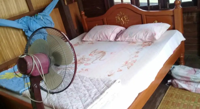 Baan Kokmuang Homestay, Varaa Matkakoti Hotellit North-Eastern Thailand pysäköinnillä, Pysäköinti