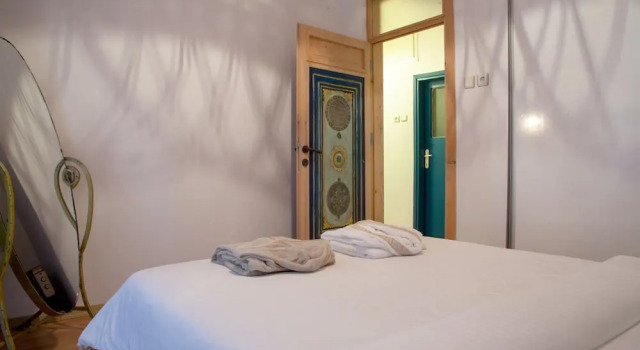 Hemdem_old Town Flat Near The Sea and Harbour, Забронировать Отель Отели провинции Антальи с парковкой, Парковка