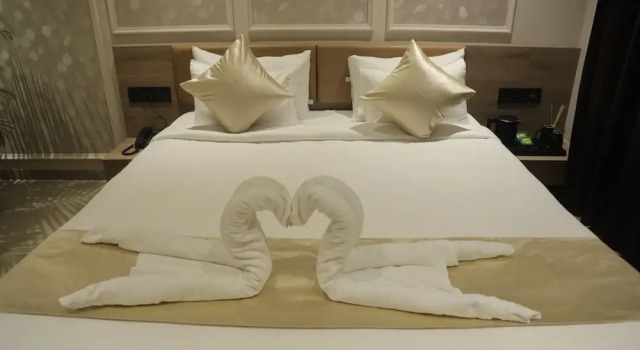 Biznotel by Pride Surat, Rezervovat Hotel Hotely v Gujarat s parkováním, Parkování