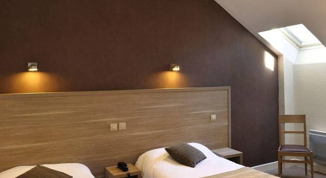 Logis Hôtel Restaurant Le Puits Doré, Book Hotel  