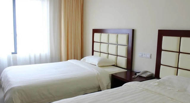 Dream Hotel, Забронировать Отель Annicco , рядом с Музей изящных искусств Дананга