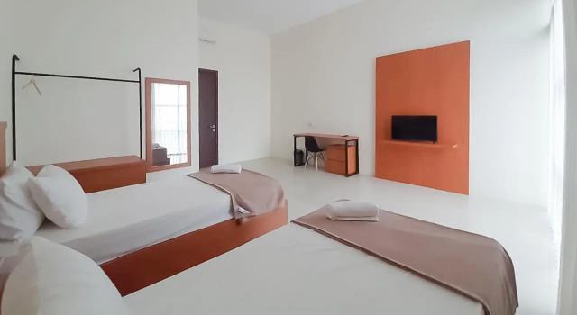 KoolKost near Gandaria City Mall, Prenota Hotel Kebayoran Lama 