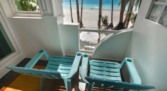 Люкс Executive с балконом Royal Park Resort Boracay
