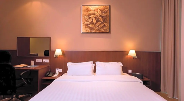 Полулюкс Swiss Hotel Apartment