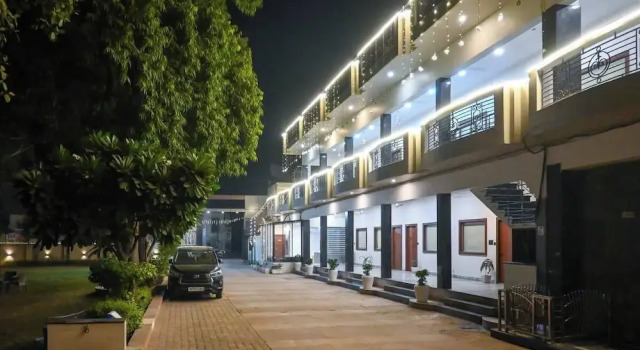 The Kedar Resort, Забронировать Курортный отель Матхура штат Уттар-Прадеш