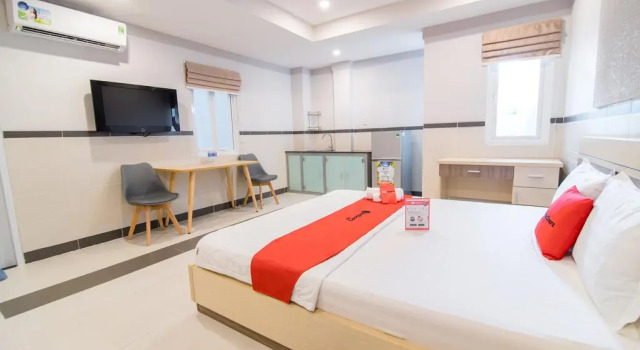 Номер Standard RedDoorz Plus near Lotte Mart D7