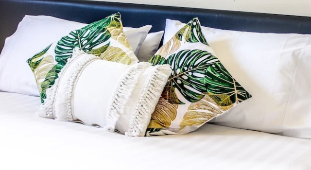 Апартаменты Coleraine Suites & Apartments