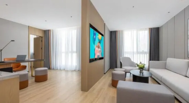 Люкс Executive Park Hotel (Qingdao Chengyang District Government Vientiane City)