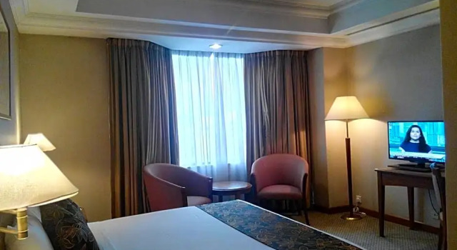 Номер Executive Mandarin Court Hotel